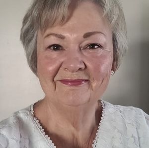 Meet your Posher, Shirley